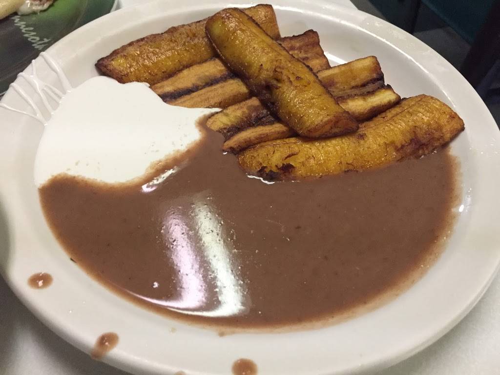 Pupuseria Juanitas Restaurant | restaurant | 537 Church St, Ottumwa, IA 52501, USA | 6416821530 OR +1 641-682-1530