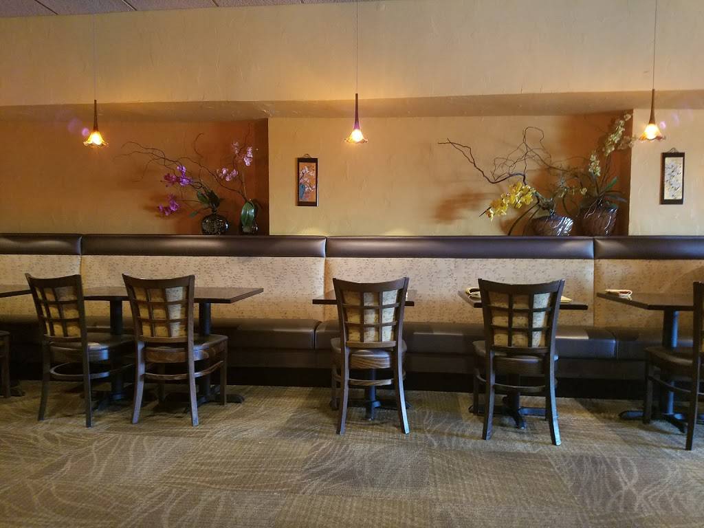 Bowl of Pho | restaurant | 27339 Chagrin Blvd, Woodmere, OH 44122, USA | 2168311730 OR +1 216-831-1730