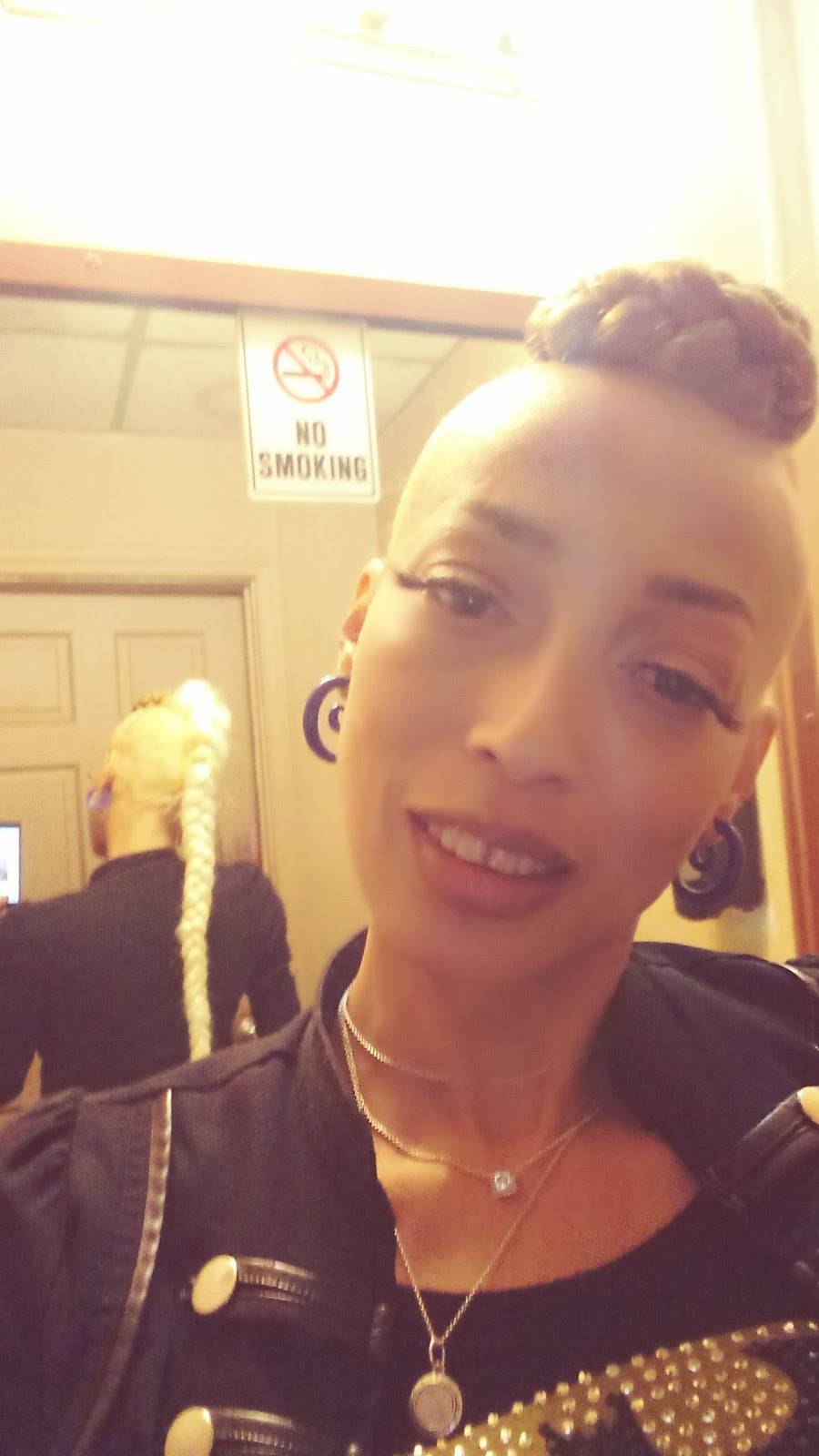 Brownstone Coffee Lounge & Liquor Bar | restaurant | 7733 Reading Rd, Cincinnati, OH 45237, USA | 5134851958 OR +1 513-485-1958