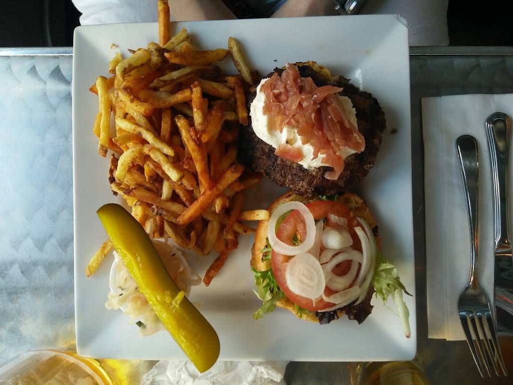 Brasseur de Montréal | restaurant | 1485 Rue Ottawa, Montréal, QC H3C 1S9, Canada | 5147884500 OR +1 514-788-4500