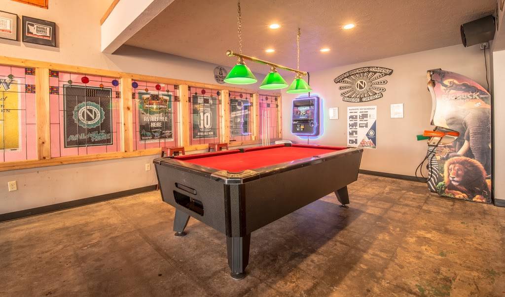 Double Barrel Taphouse | restaurant | 8308 NE Hwy 99, Vancouver, WA 98665, USA | 3604339867 OR +1 360-433-9867