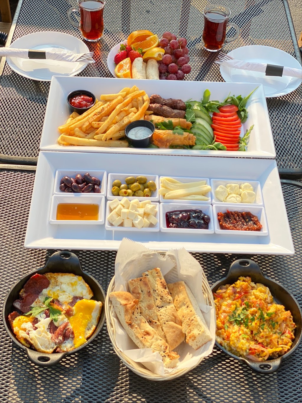 Antepli Turkish Gourmet | restaurant | 4849 N Kedzie Ave, Chicago, IL 60625, USA | 7739426300 OR +1 773-942-6300