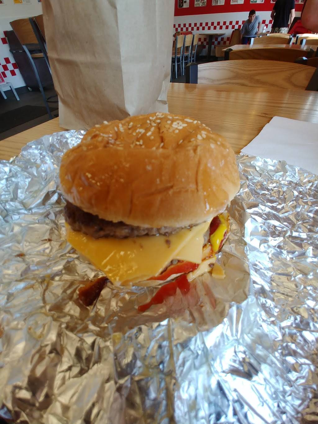 Five Guys | restaurant | 79 Market St, Potsdam, NY 13676, USA | 3152740263 OR +1 315-274-0263