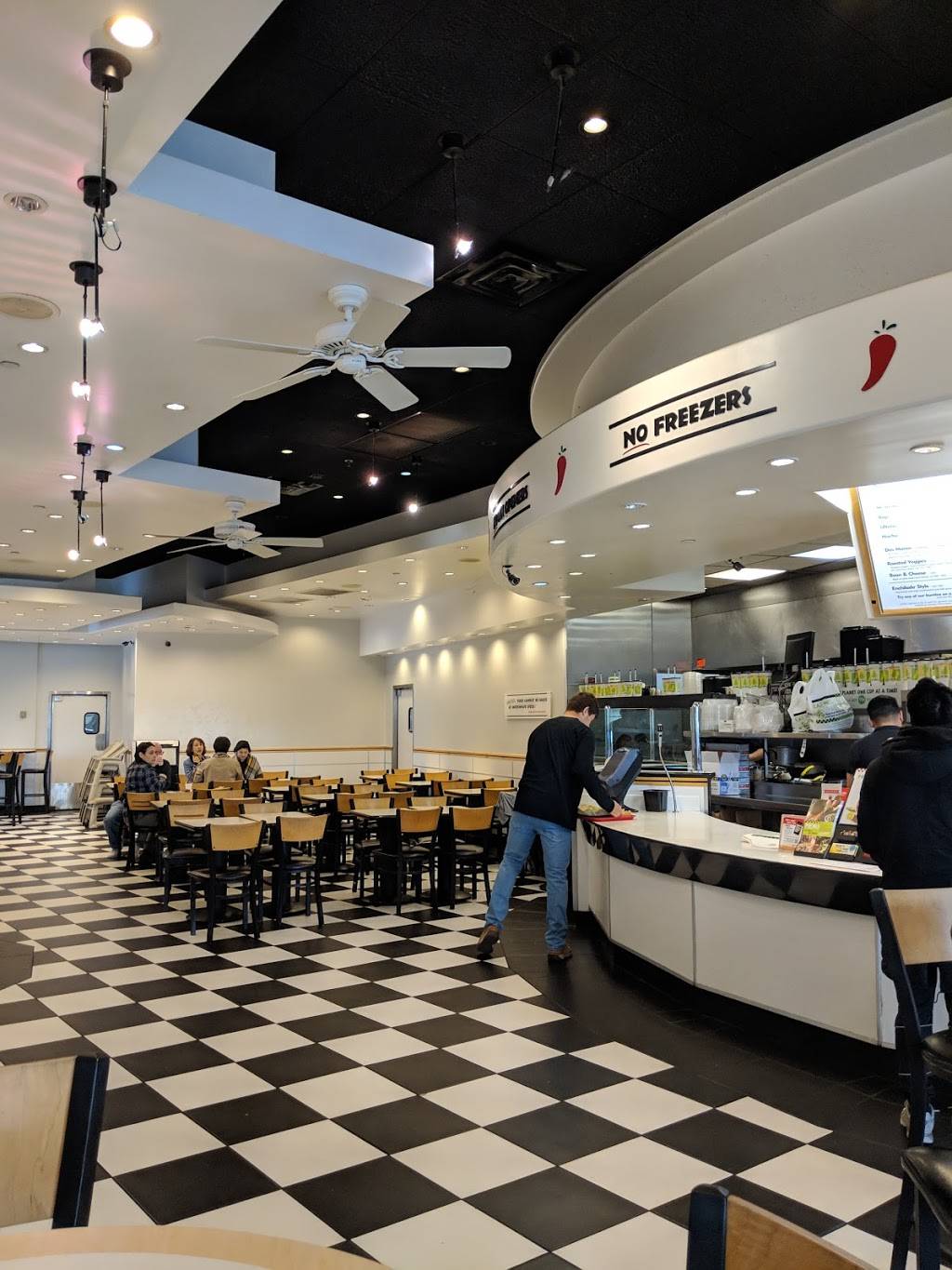 Baja Fresh | restaurant | 3011A Nutley St, Fairfax, VA 22031, USA | 7032805400 OR +1 703-280-5400