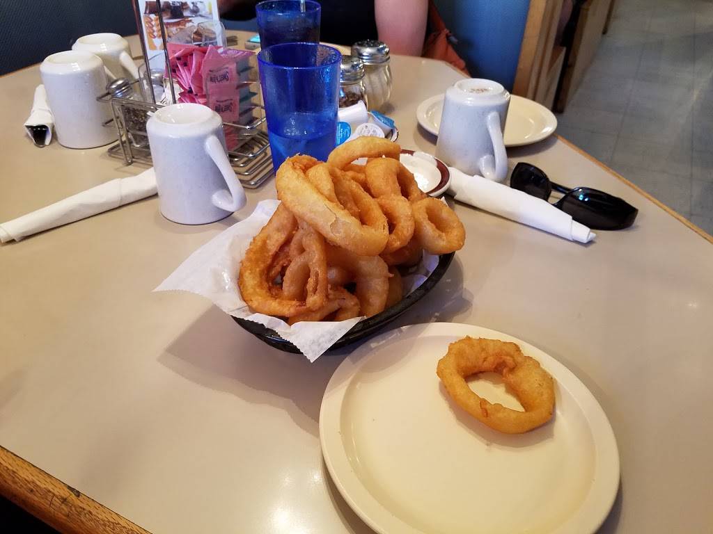 Amboy Family Restaurant & Pizza | restaurant | 211 E Main St, Amboy, IL 61310, USA | 8158573985 OR +1 815-857-3985