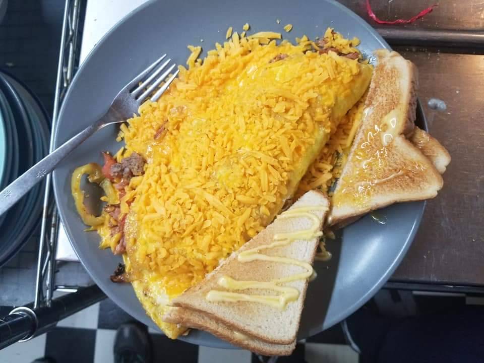 Cindys Center Grill | restaurant | 180 Main St, Center, KY 42214, USA | 2705651800 OR +1 270-565-1800