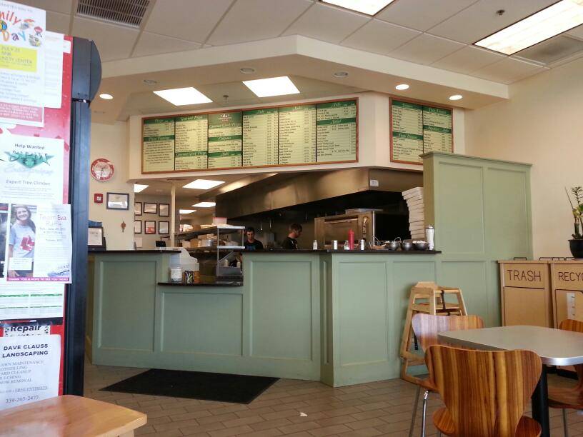 Pembroke House of Pizza | restaurant | 44 Mattakeesett St, Pembroke, MA 02359, USA | 7812948896 OR +1 781-294-8896