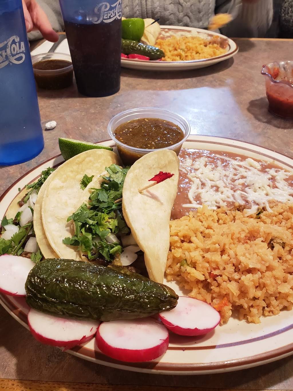 El Rosal | restaurant | 3401 W Monte Vista Ave, Turlock, CA 95380, USA | 2096696070 OR +1 209-669-6070