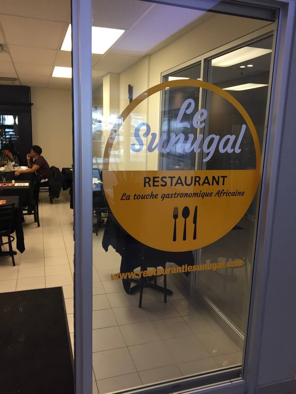 Restaurant Le Sunugal | restaurant | Plaza Laval, 2750 Ch Ste-Foy Porte 1, Québec, QC G1V 1V6, Canada | 4185204969 OR +1 418-520-4969