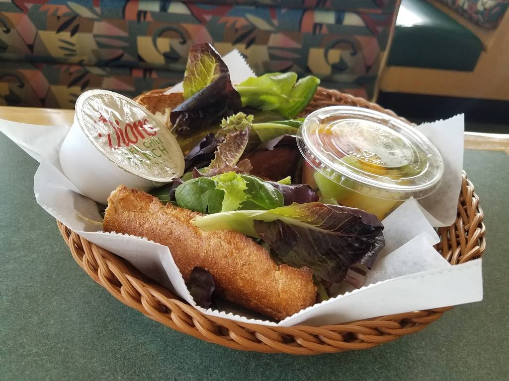 Dions | restaurant | 10010 Coors Bypass NW, Albuquerque, NM 87114, USA | 5058990400 OR +1 505-899-0400