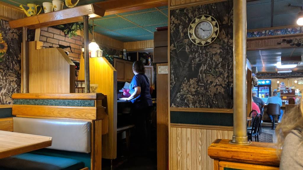 J & L Breakfast House | restaurant | 601W38th, Marion, IN 46953, USA | 7656778323 OR +1 765-677-8323