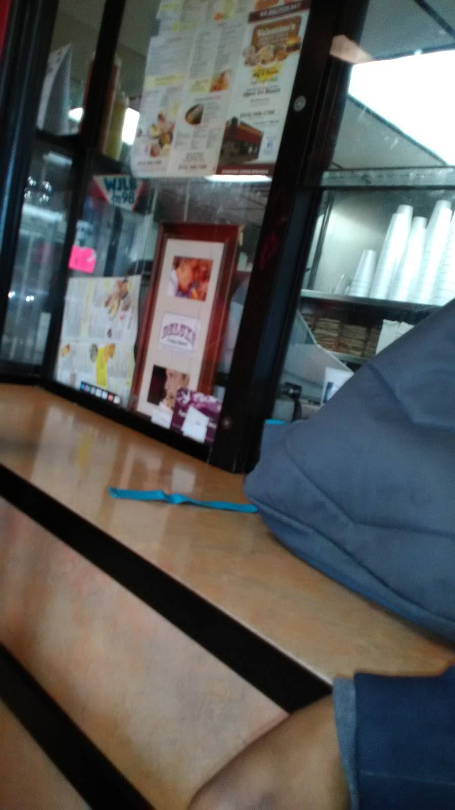 Deluxe Coney Island | restaurant | 2923 Seven Mile E, Detroit, MI 48234, USA | 3133681700 OR +1 313-368-1700