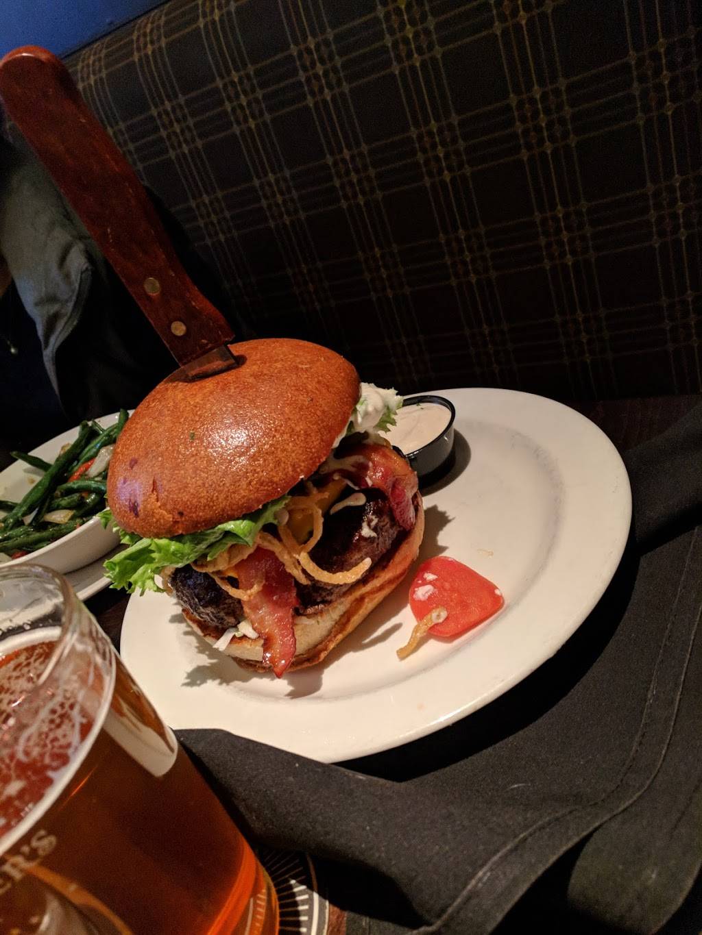 Yats Grandview | restaurant | 1386 Grandview Ave, Columbus, OH 43212, USA | 6144869287 OR +1 614-486-9287