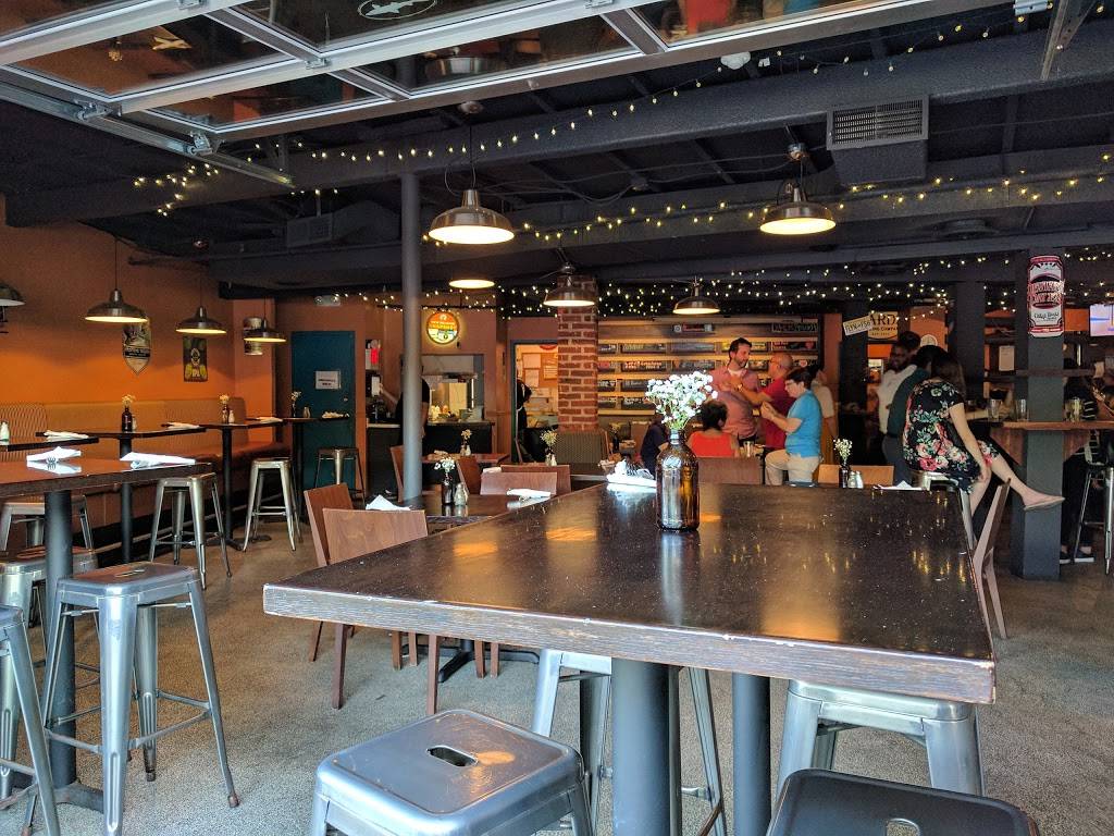 Trolley Tap House | restaurant | 1616 Delaware Ave, Wilmington, DE 19806, USA | 3026522255 OR +1 302-652-2255