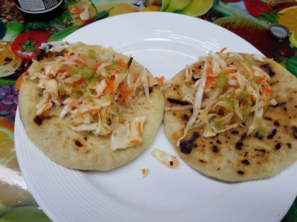 Mercedes Kitchen | restaurant | 15825 Bellaire Blvd a, Houston, TX 77083, USA | 7138854626 OR +1 713-885-4626