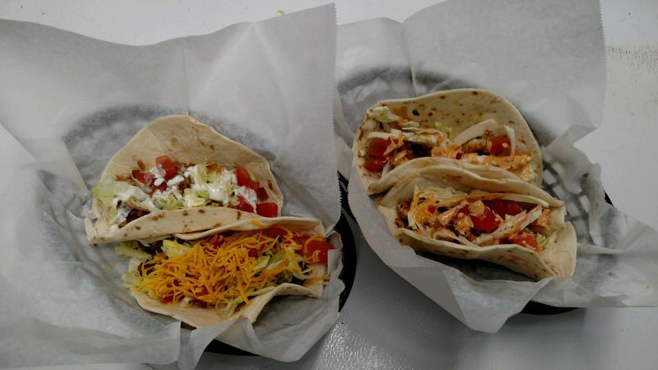 The Bent Rod | restaurant | 10024 US-17, McClellanville, SC 29458, USA | 8438873437 OR +1 843-887-3437