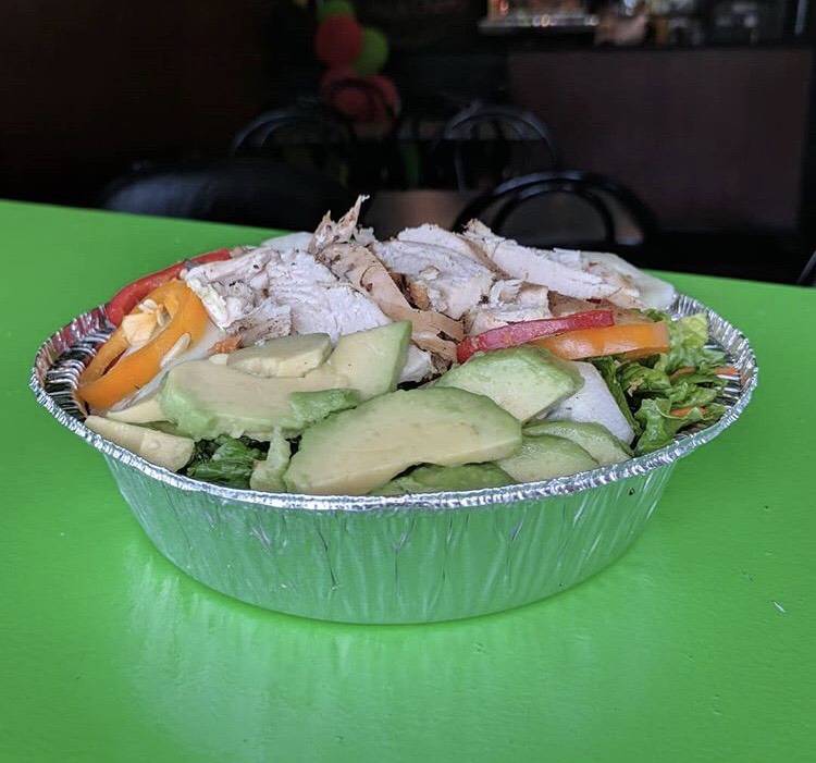 Simmer Jamaican Restaurant, LLC | restaurant | 606 South St, Utica, NY 13501, USA | 3155074015 OR +1 315-507-4015