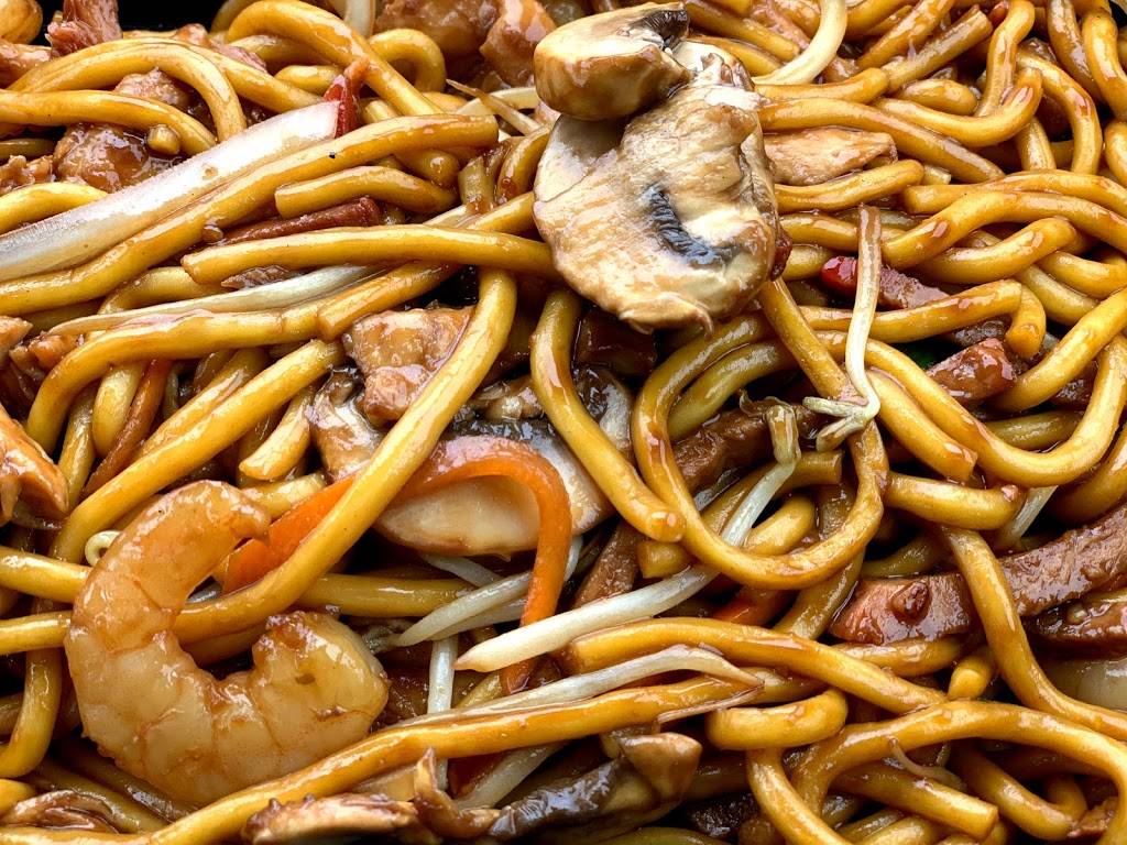 Dragon Wok | meal takeaway | 636 Yonge St d5, Barrie, ON L4N 4E6, Canada | 7057259888 OR +1 705-725-9888