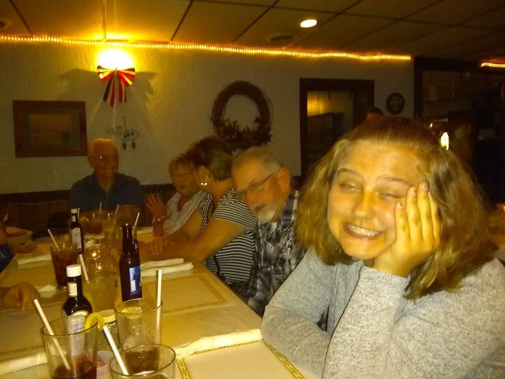 Harbor Lite Restaurant | restaurant | 15543 IL-37, Whittington, IL 62897, USA | 6186292525 OR +1 618-629-2525