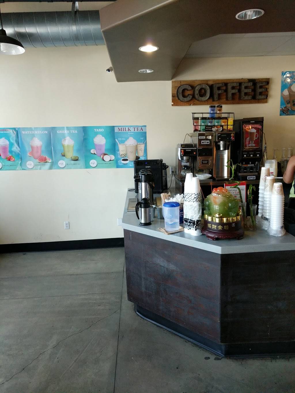 Spudnuts Donuts Isla Vista | bakery | 6530 Seville Rd #101, Isla Vista, CA 93117, USA | 8058454517 OR +1 805-845-4517