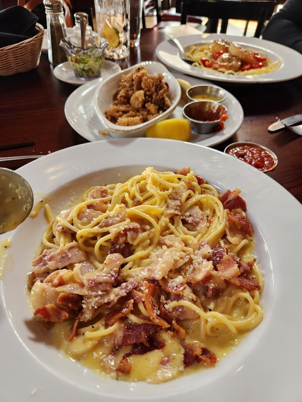 Ginos Italian Ristorante-Bar | restaurant | 3015 W McMillan Rd #108, Meridian, ID 83646, USA | 2088877710 OR +1 208-887-7710