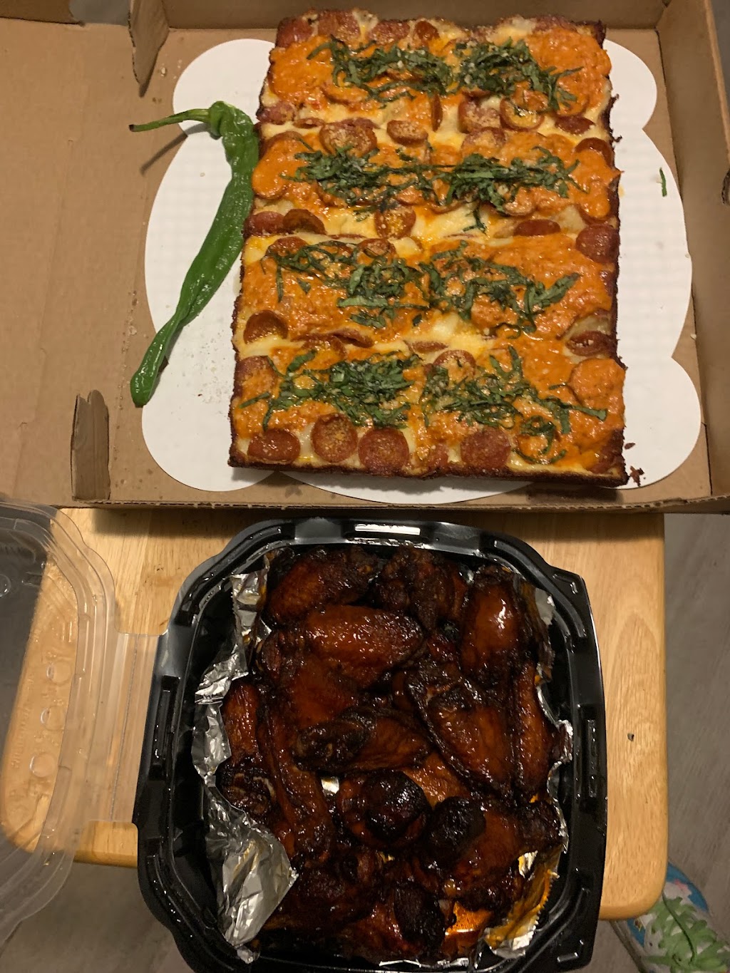 Death By Pizza | meal takeaway | 528 NE 2nd St, Delray Beach, FL 33483, USA | 5616669111 OR +1 561-666-9111