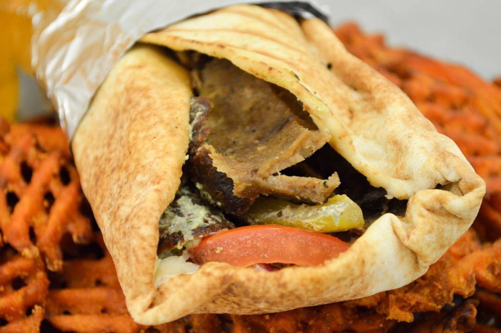 Just Falafel | restaurant | 500 Dallas Street, Suite t20b - One Allen Center Food Court, Houston, TX 77002, USA | 8328332009 OR +1 832-833-2009