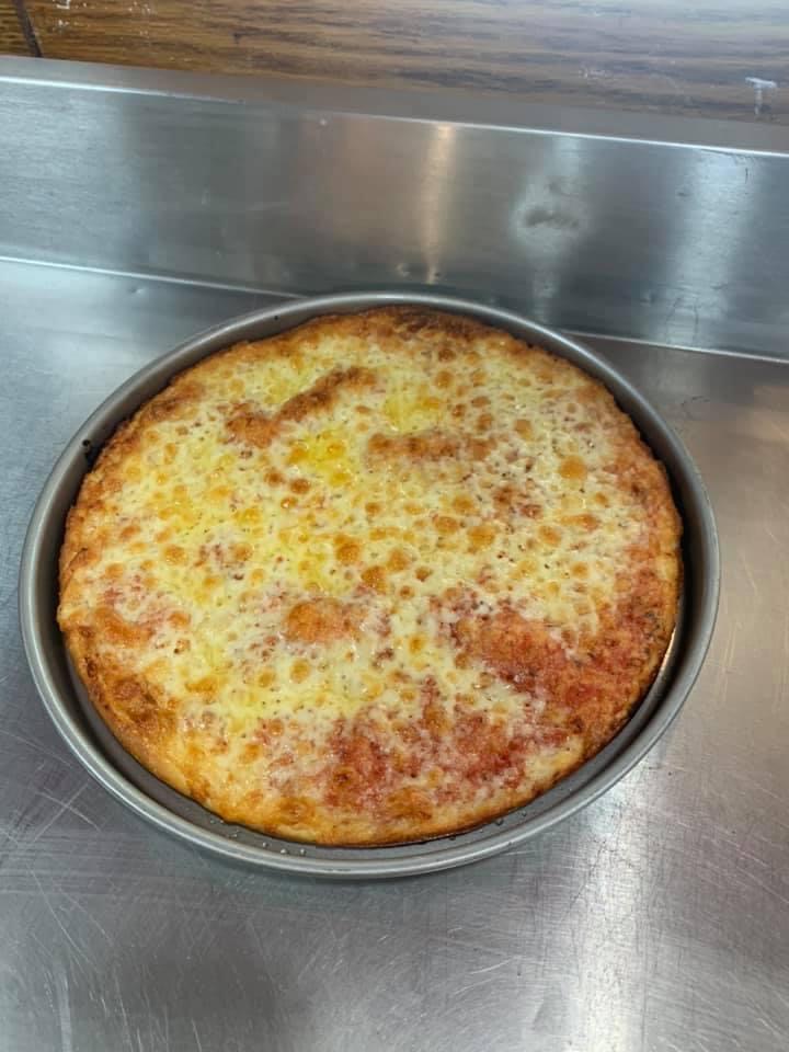 Royal Pizza of Pembroke | restaurant | 125 Church St STE 150, Pembroke, MA 02359, USA | 7812031718 OR +1 781-203-1718