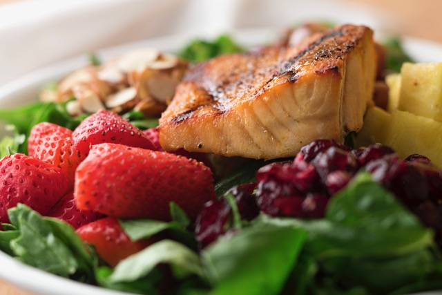 Doc Greens Salads & Grill | restaurant | 2441 N Maize Rd #1607, Wichita, KS 67205, USA | 3165588077 OR +1 316-558-8077