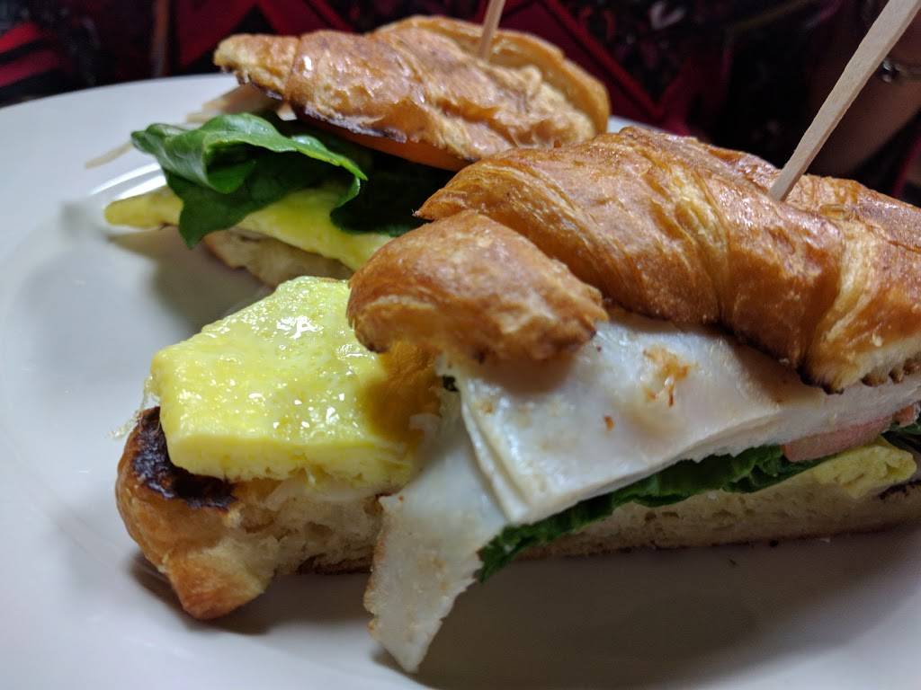 Vees Cafe | cafe | 5354 Wilshire Blvd, Los Angeles, CA 90036, USA | 3239368337 OR +1 323-936-8337