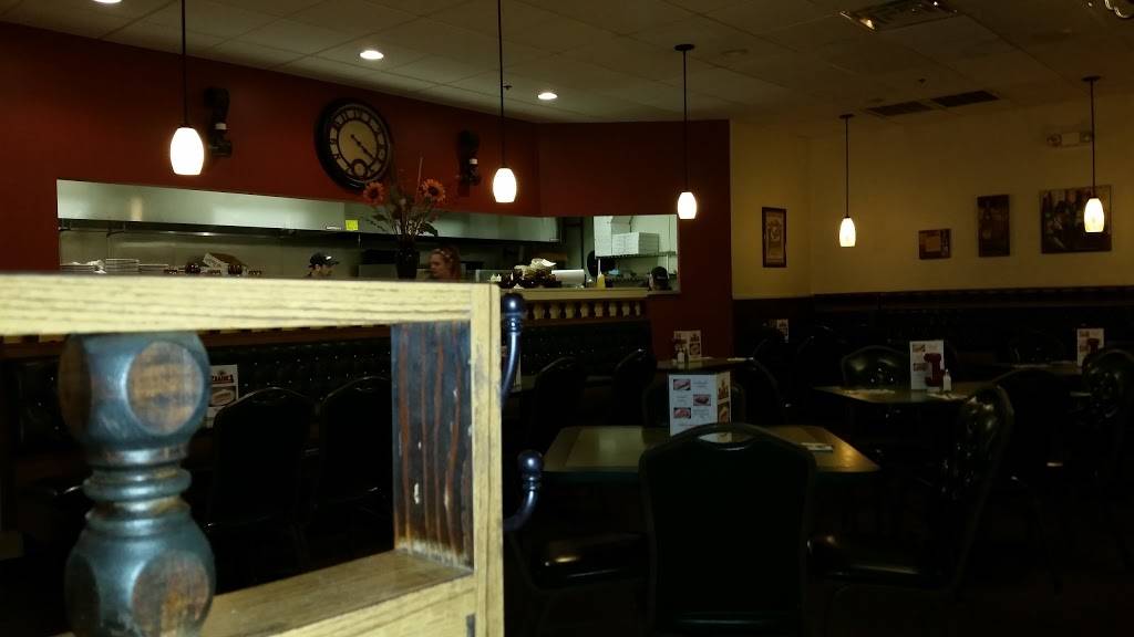 Veanos Italian Kitchen | restaurant | 16 Sheep Davis Rd, Pembroke, NH 03275, USA | 6032242400 OR +1 603-224-2400