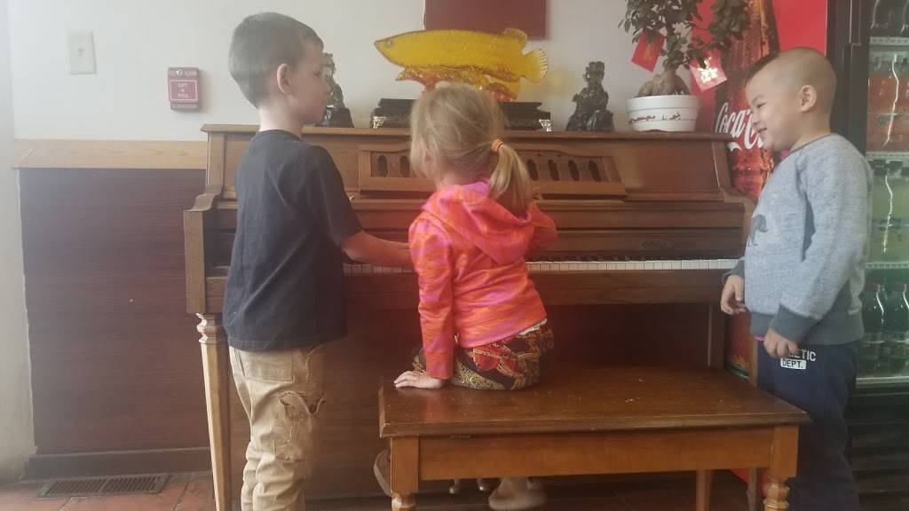 Ming China | restaurant | 3 S Main St, Newport, NH 03773, USA | 6038637730 OR +1 603-863-7730