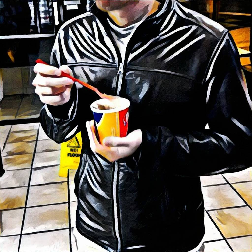 Dairy Queen | restaurant | 1451 Richmond Rd, Ottawa, ON K2B 6R9, Canada | 6138281688 OR +1 613-828-1688