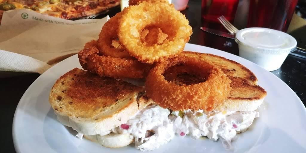 Signatures Mill Stone Tavern | restaurant | 94 Mill St, Gahanna, OH 43230, USA | 6144752220 OR +1 614-475-2220