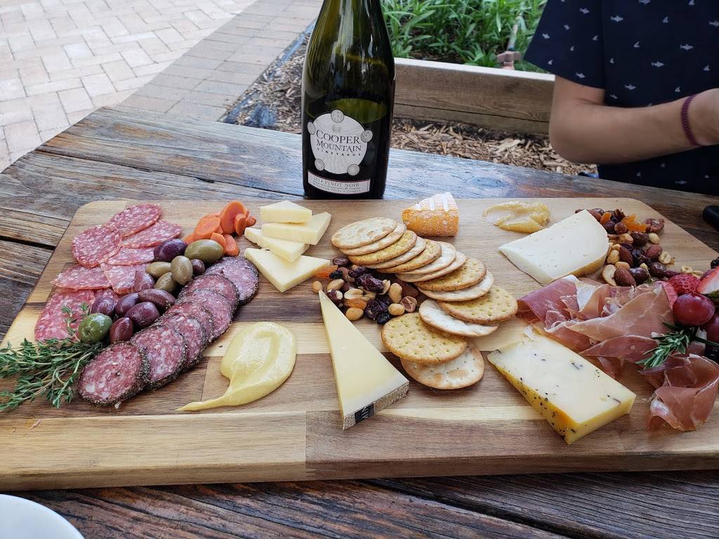 La Femme du Fromage | restaurant | 3201 Corrine Dr #106, Orlando, FL 32803, USA | 4075719947 OR +1 407-571-9947