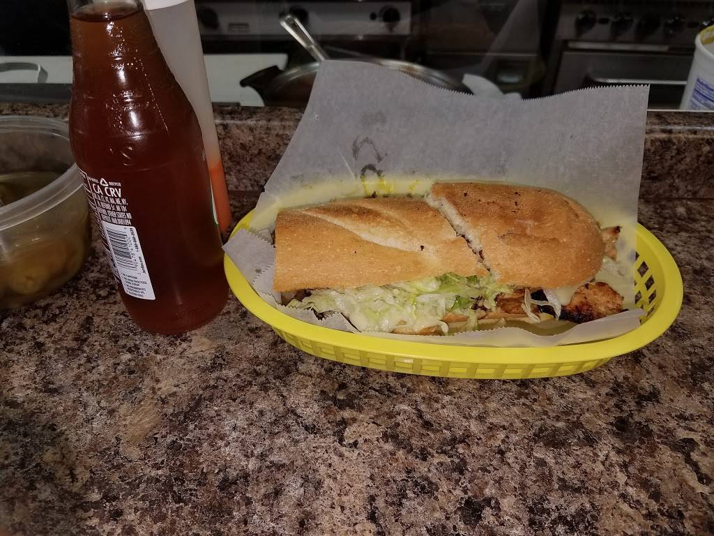 Rosaisela Tacos Y Mas | restaurant | 2551 W Fullerton Ave, Chicago, IL 60647, USA | 7736550096 OR +1 773-655-0096