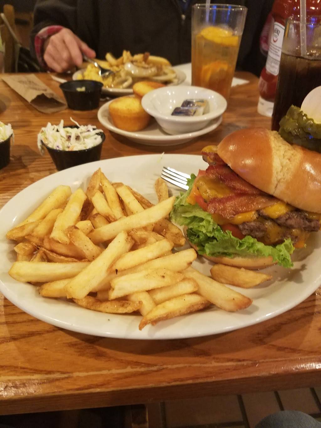 Cracker Barrel Old Country Store | restaurant | 708 US-319, Tifton, GA 31794, USA | 2293864412 OR +1 229-386-4412