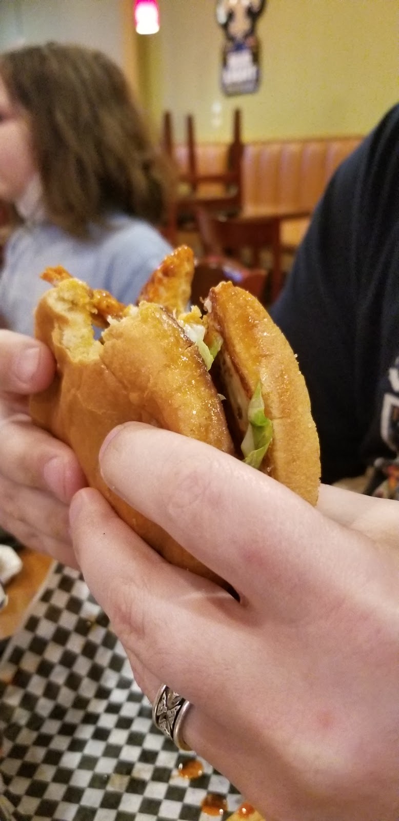 Bayou Grill | restaurant | 5120 Desiard Street, Monroe, LA 71203, USA | 3183430055 OR +1 318-343-0055