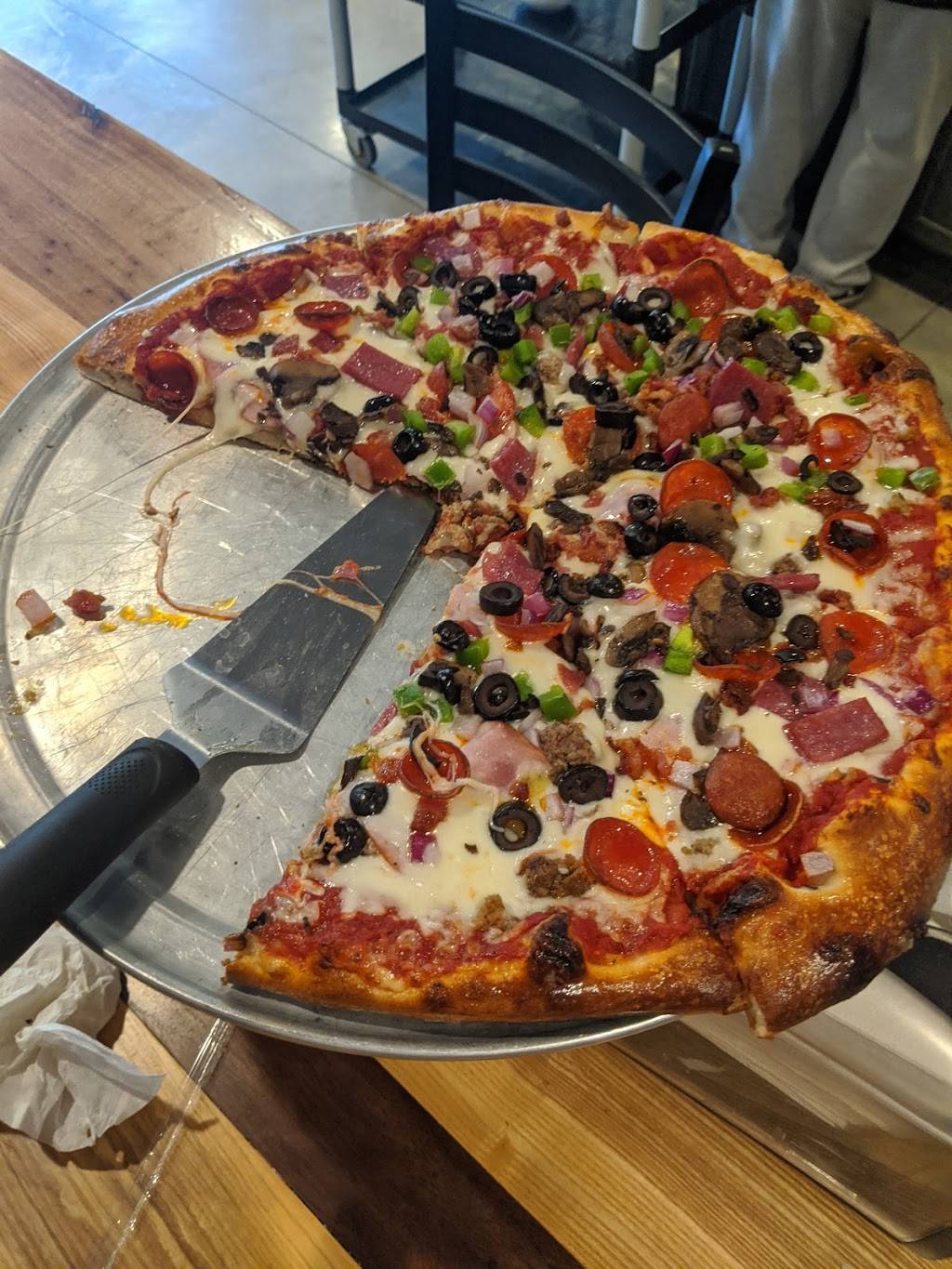 Portside Pizza Pub | restaurant | 91 W Broadway St, Arnolds Park, IA 51331, USA | 7123326477 OR +1 712-332-6477