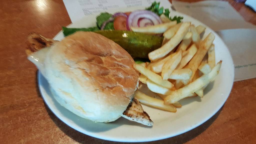 Winstons Raw Bar & Grill | restaurant | 1620 Cedar Rd suit# 104, Chesapeake, VA 23323, USA | 7574363833 OR +1 757-436-3833