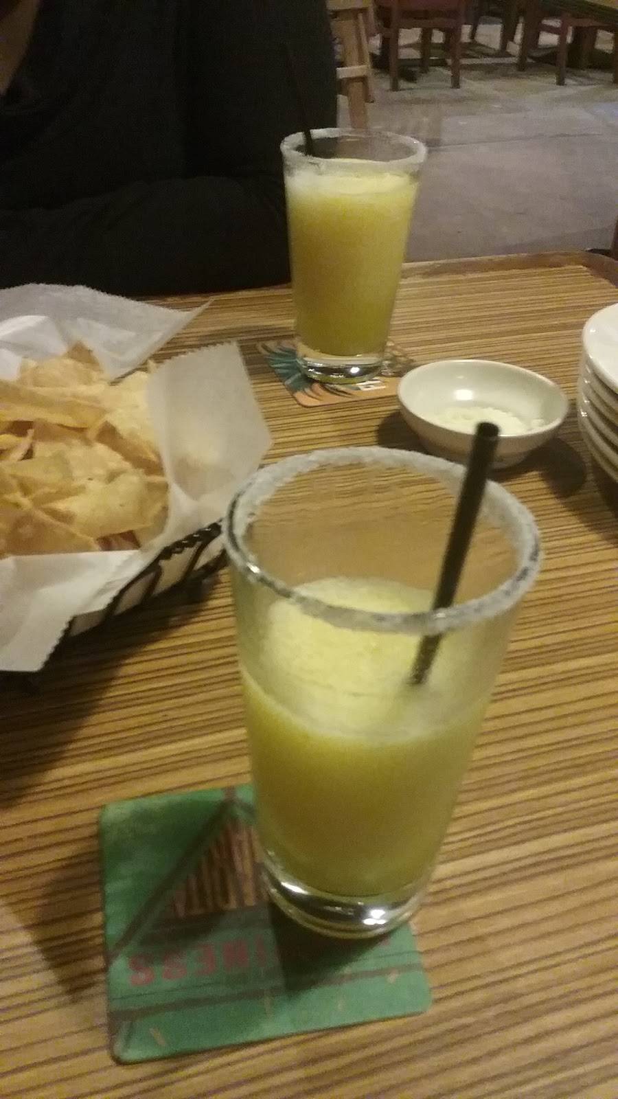 Chevys Fresh Mex | restaurant | 7511 Greenbelt Rd, Greenbelt, MD 20770, USA | 3012200078 OR +1 301-220-0078