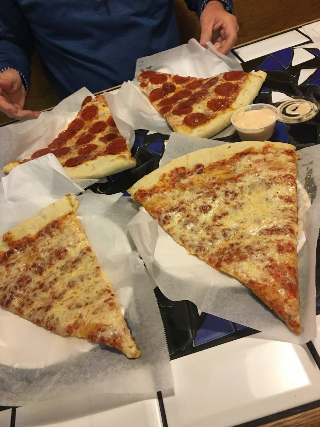 Cosmos Pizza | restaurant | 1325 Broadway #108, Boulder, CO 80302, USA | 3034471133 OR +1 303-447-1133