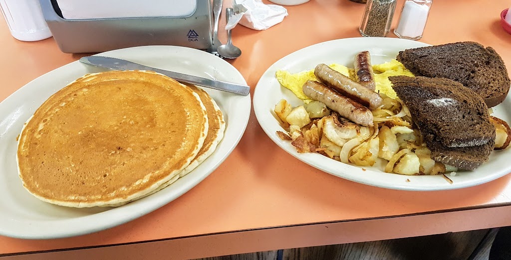 Anita Maries Breakfast and Lunch | cafe | 349 Union St, Rockland, MA 02370, USA | 7818785499 OR +1 781-878-5499