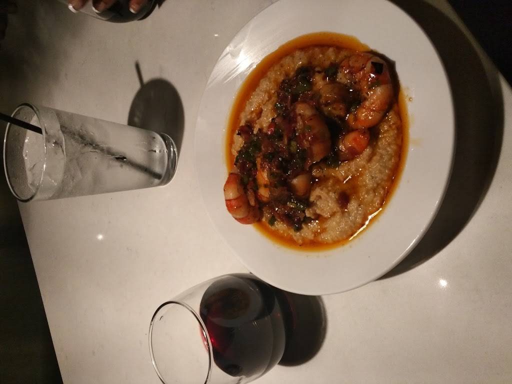 Green Roof Lounge | restaurant | 305 Jackson Ave E, Oxford, MS 38655, USA | 6626386017 OR +1 662-638-6017