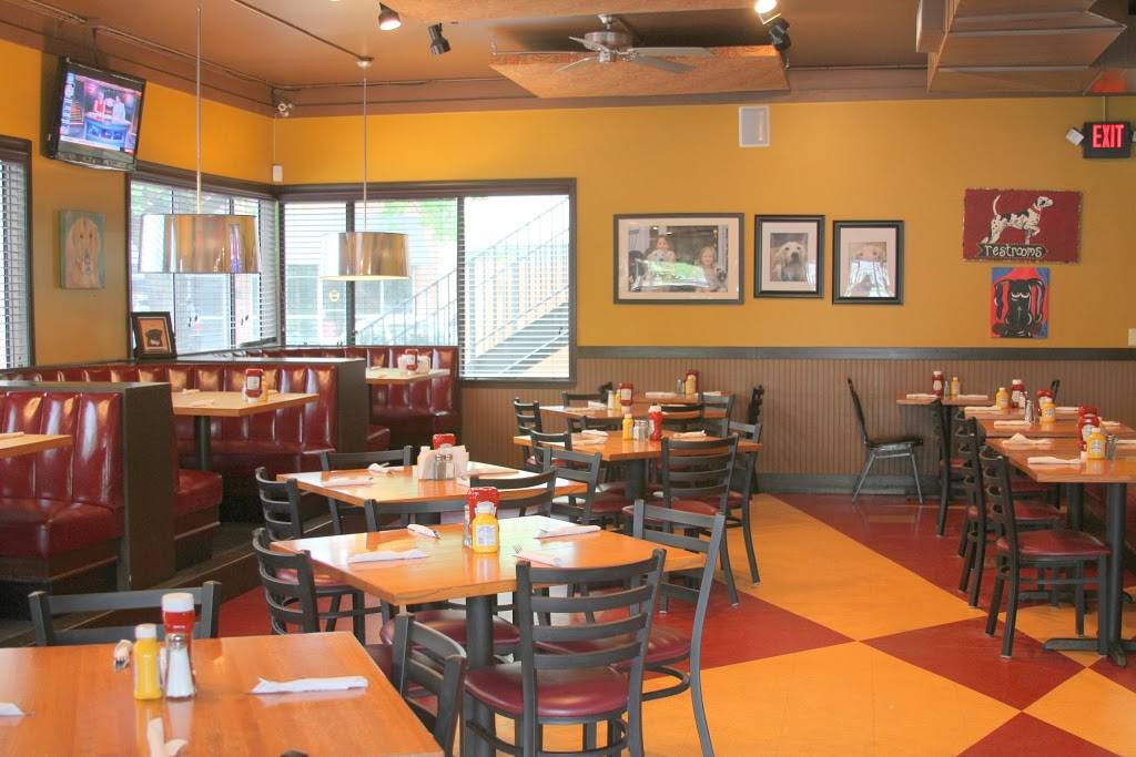 Luckys Burger & Brew | restaurant | 1144 Alpharetta St, Roswell, GA 30075, USA | 7705185695 OR +1 770-518-5695