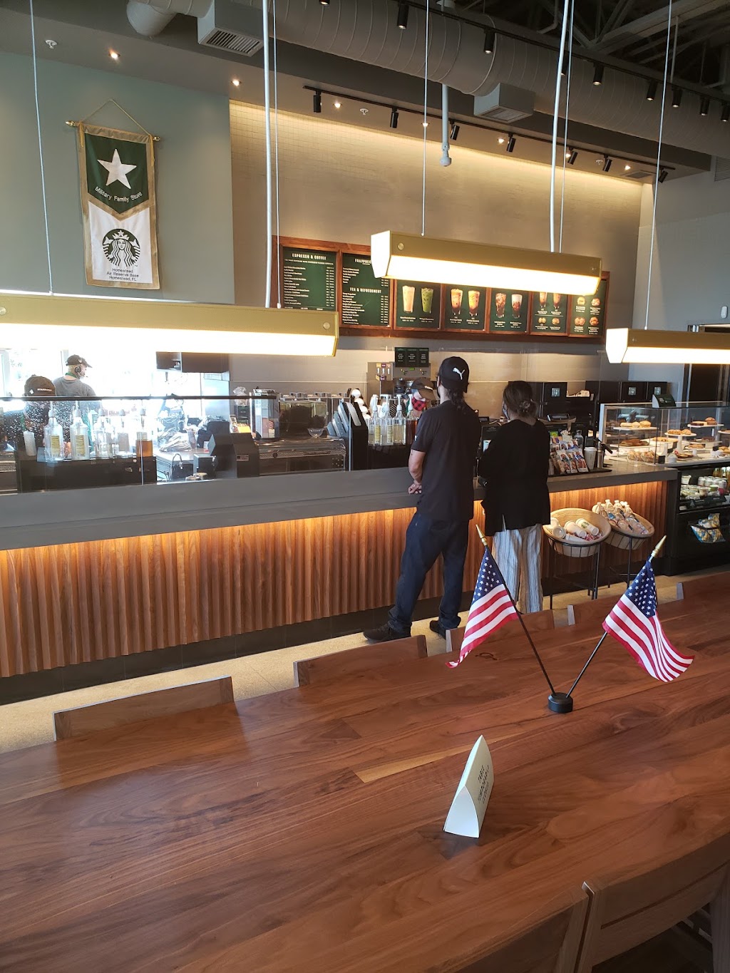 Starbucks | cafe | 2925 NE 8th St, Homestead, FL 33033, USA | 3053174816 OR +1 305-317-4816