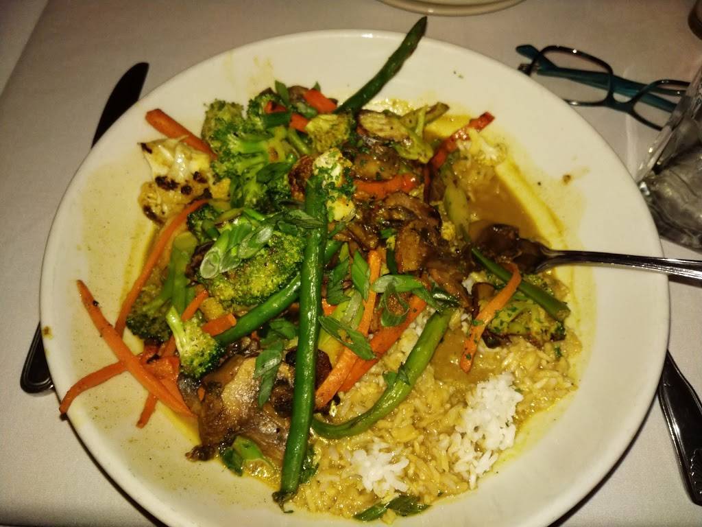 Frazers Restaurant & Lounge | restaurant | 1811 Pestalozzi St, St. Louis, MO 63118, USA | 3147738646 OR +1 314-773-8646