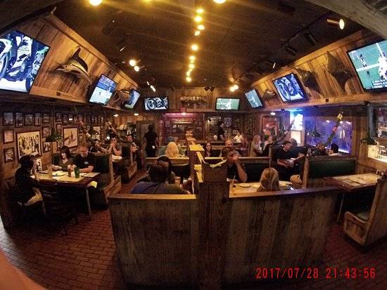Flanigans Seafood Bar and Grill | restaurant | 2460 Weston Rd, Weston, FL 33326, USA | 9543858080 OR +1 954-385-8080