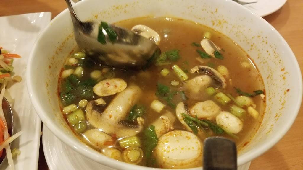 Thai Jasmine | restaurant | 29 W 10th St, Tracy, CA 95376, USA | 2098327441 OR +1 209-832-7441