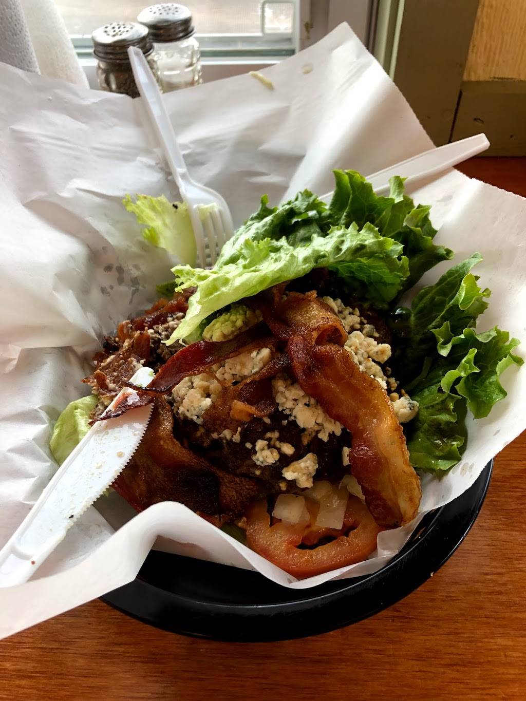 Gabbys Burgers & Fries | restaurant | 493 Humphreys St, Nashville, TN 37203, USA | 6157333119 OR +1 615-733-3119